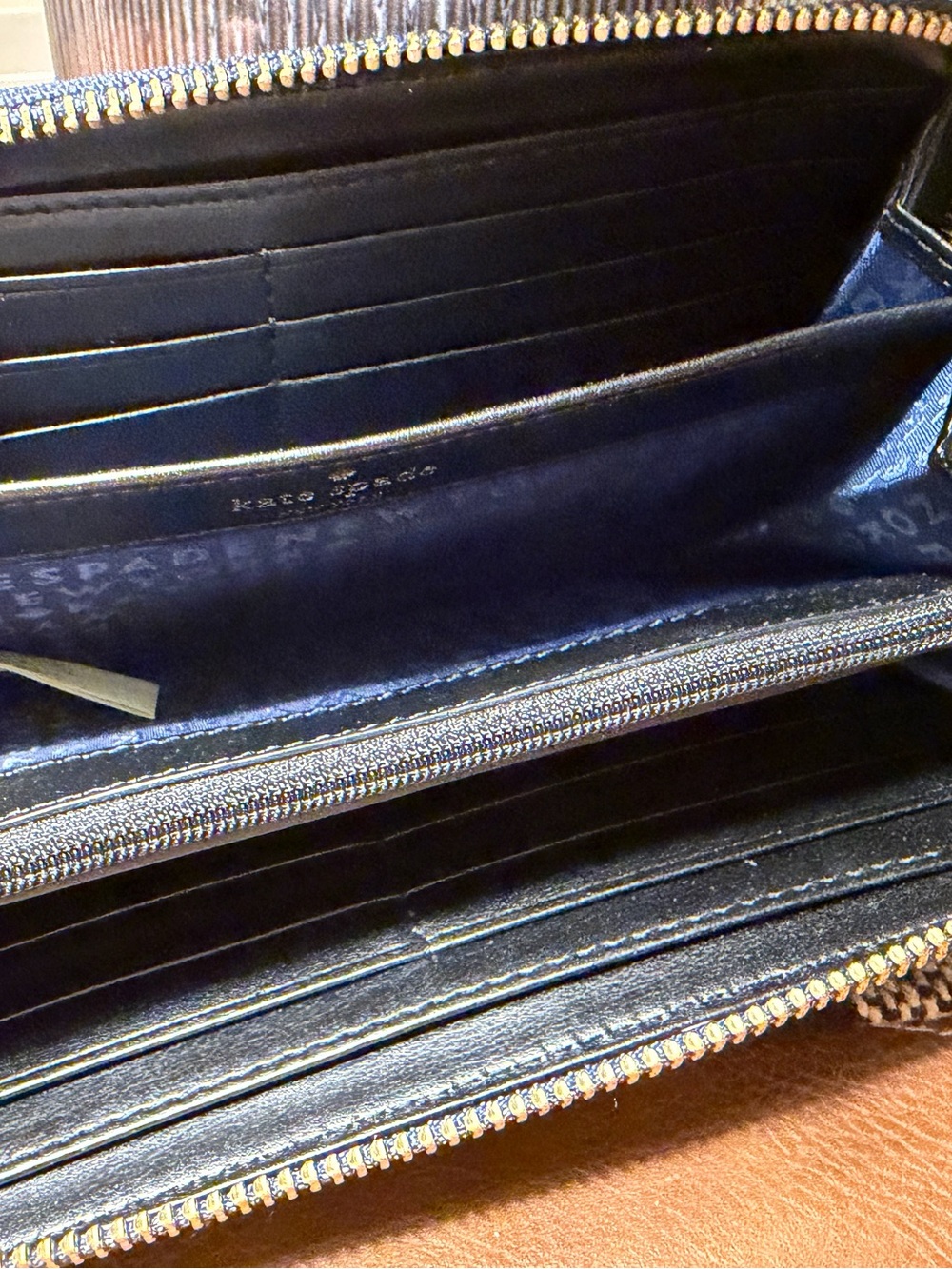 kate spade light blue wallet with navy whale print - Picture 6 of 10